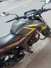 CB Hornet 160R